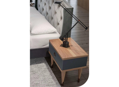Natural Walnut- Matt Anthracite Nachttisch Mit Schubladen Konsolentische