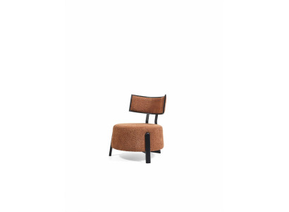 Luxuriöser Designerstuhl mit komfortabler Premium-Textilpolsterung