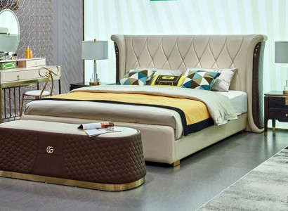 Set Schlafzimmer Luxus Leder Betten Bett 2x Nachttische Hocker Doppelbett