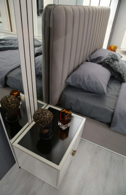 Modern Schlafzimmer Set Bett 2x Nachttische Kleiderschrank Schminktisch