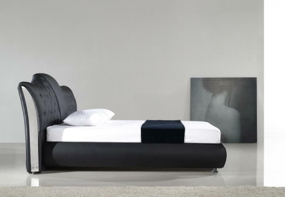 Chesterfield Bett Design Klassische Betten Doppel Leder Polster Schlafzimmer