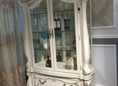 Anrichte Luxus Schaufenster Vitrine Glas Schrank Antik Stil Barock Rokoko