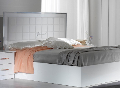 Bett 2x Nachttisch 3 tlg. Schlafzimmer Set Design Modern Luxus Betten Gruppe Neu