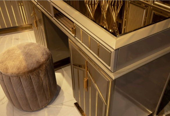 Design Möbel Luxus Lowboard Kommode Holz Set Neu Schminktisch Spiegel Konsolen