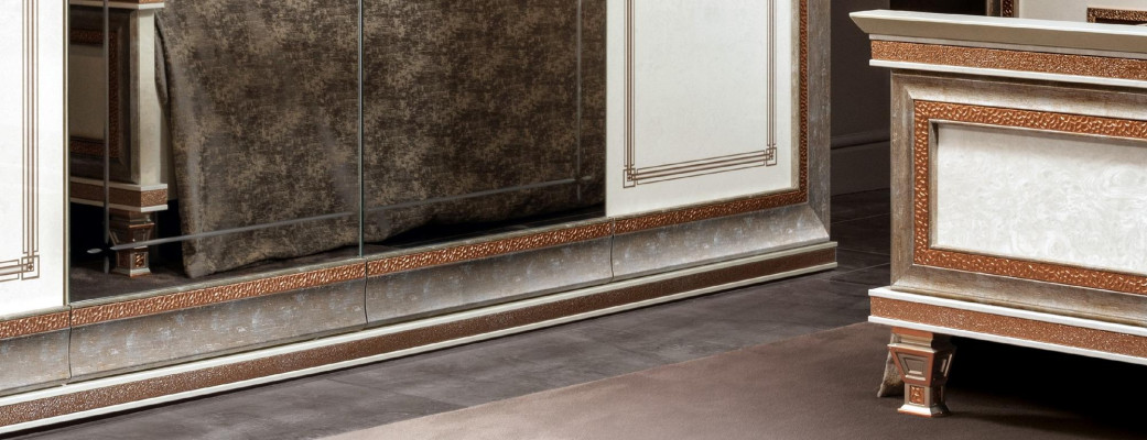 Klassische Holz Schränke Garderoben Schlafzimmer Kleider Schrank Barock Rokoko