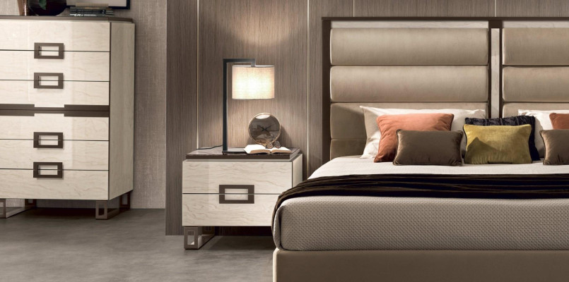Design Nacht Konsole Tisch Kommode Tische Konsolen Schlafzimmer Schrank Neu
