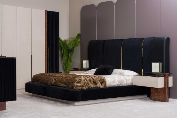 Luxus Schlafzimmer Set Bett 2x Nachttische + Kleiderschrank Holz Komplett
