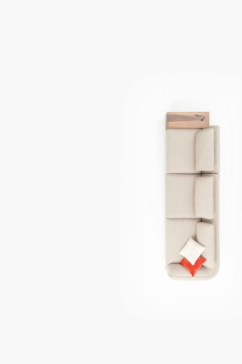 Bequemes 5-Sitzer Sofa in schlichtem Beige und modernem Design
