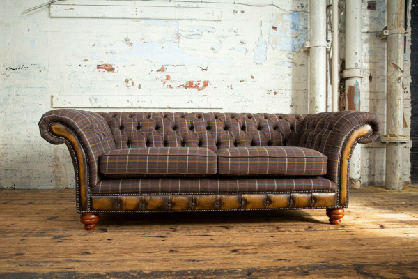 Klassisch Designer Braunes Sofa Dreisitzer Sitzer Chesterfield Stil Moderne Couch 
