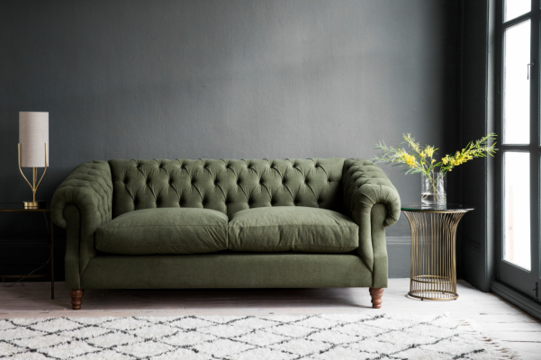 Grüner Polster Chesterfield Dreisitzer Designer Luxus 3-er Couch