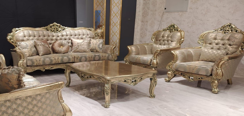 Luxus Garnitur Sofagarnitur 3+1+1 Sitzer Sofa Stoff Sofas Klassische Barock Neu
