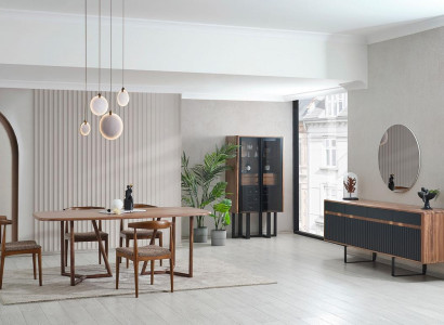 Braune Luxuriöse Esszimmer Garnitur Holztisch 4х Polsterstühle Kommode
