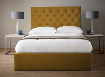 Englisches Chesterfield Bett Designer Polster Betten Gestell Textil Stoff Gold
