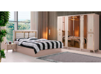 Schlafzimmer 4tlg Set Doppelbett Nachttische Kleiderschrank Beige Gold Modern