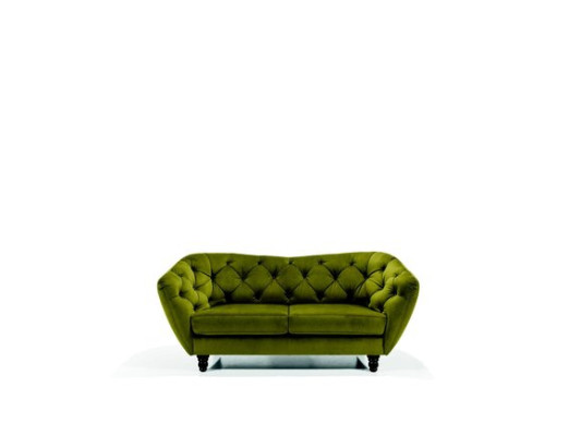 Dreisitzer Sofa mit luxuriöser Chesterfield-Rückenlehne in einem eleganten Grünton 